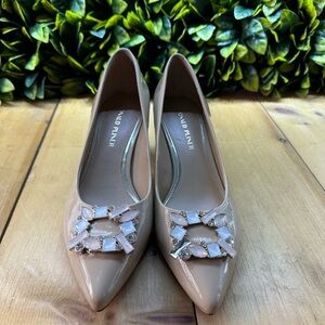 Donald J Pliner Women's Suzette Patent Leather Rhinestone Pumps. READ Desc